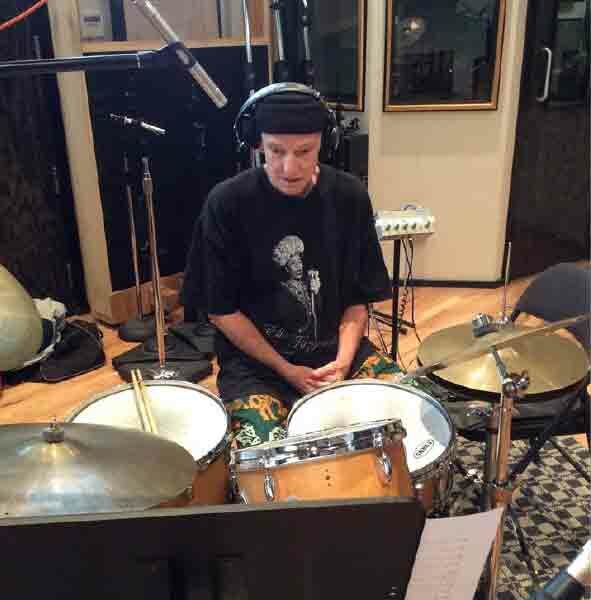 6-in-a-recording-session,-brooklyn,-new-york-2016